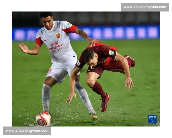 河南队赛前踩场砺兵 酒祖杜康助力冲击海港