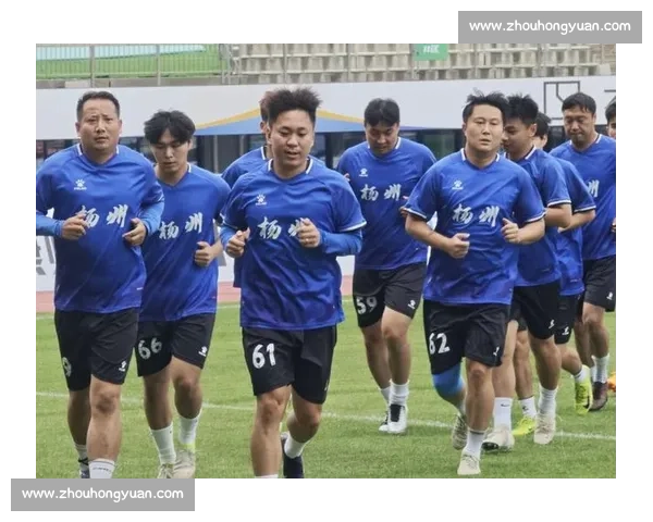 扬州企业家驾机飞越苏超赛场 5 架国产飞机编队空中助威